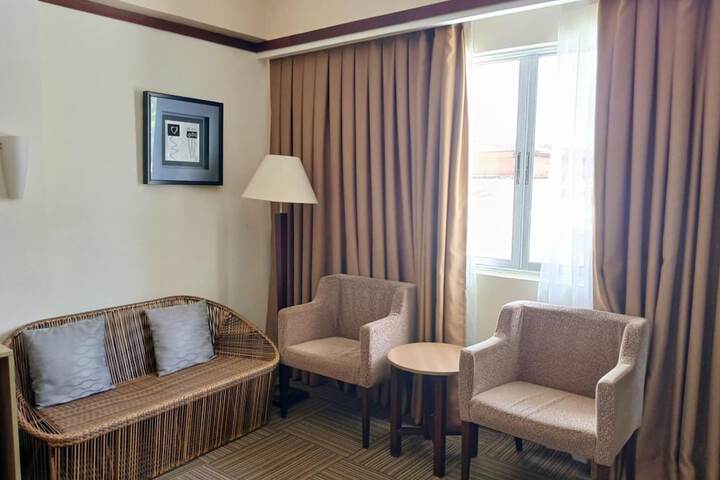 Room 73 of 156