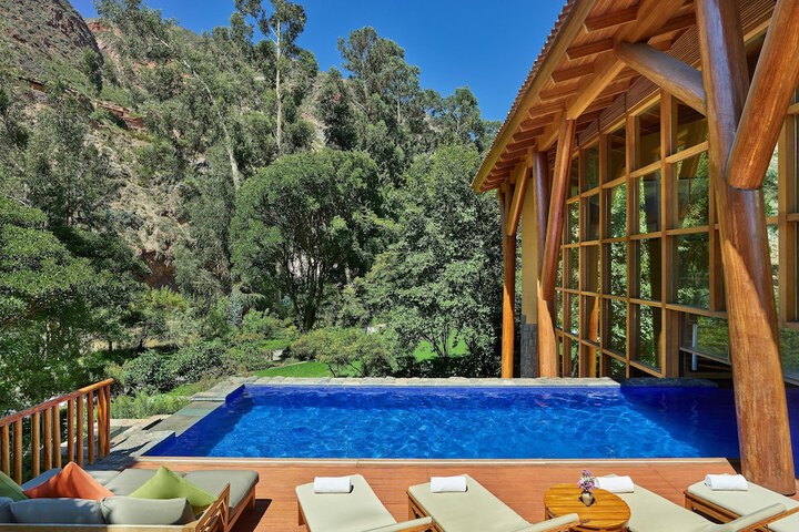 Pool 44 of 147