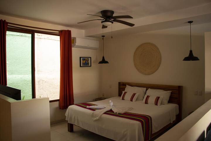 Room 26 of 76