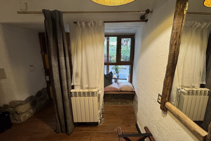 Room 69 of 163