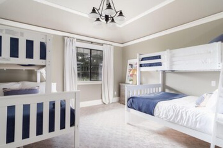 Room 43 of 51