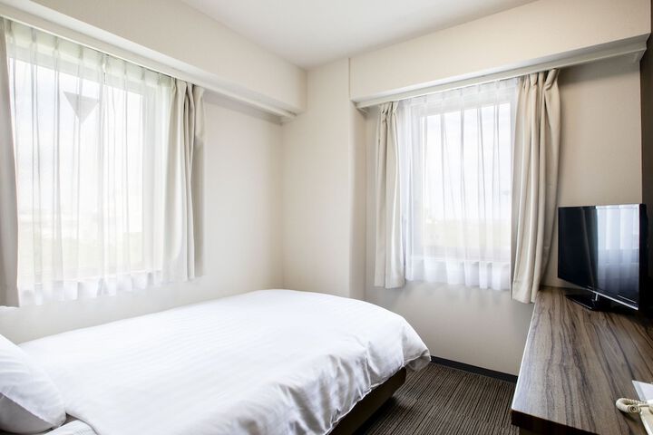Room 19 of 44
