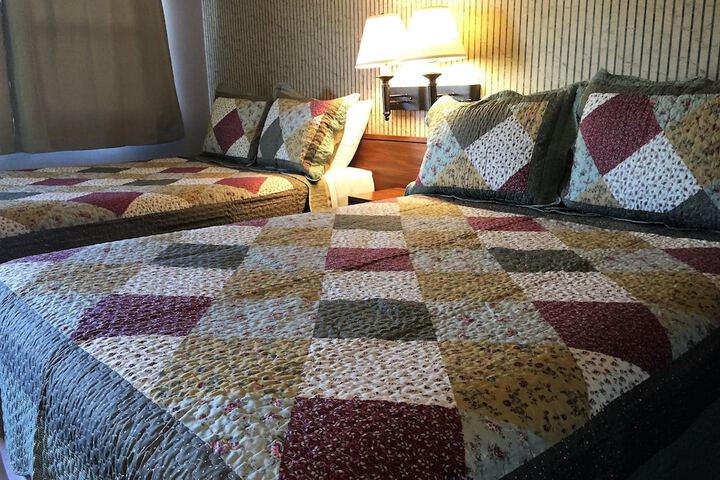 Room 5 of 15
