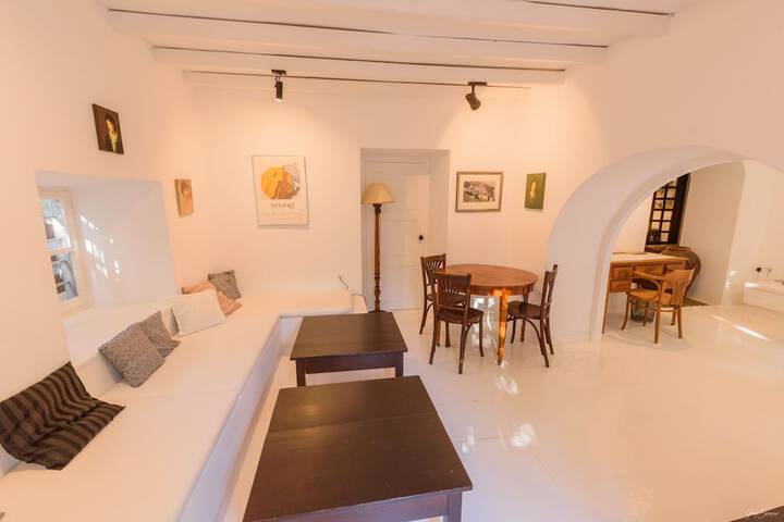 Hotel Interior 76 of 91