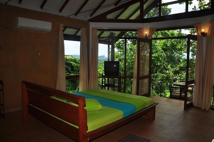 Room 7 of 7