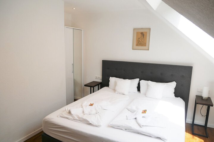 Room 4 of 45