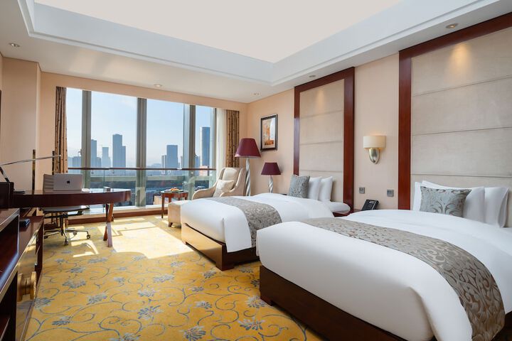 Room 20 of 66