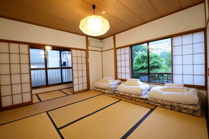 Room 7 of 71