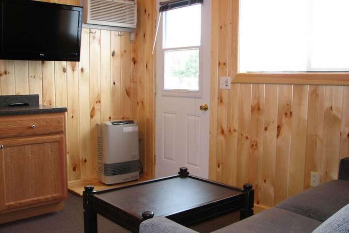 Room 222 of 338