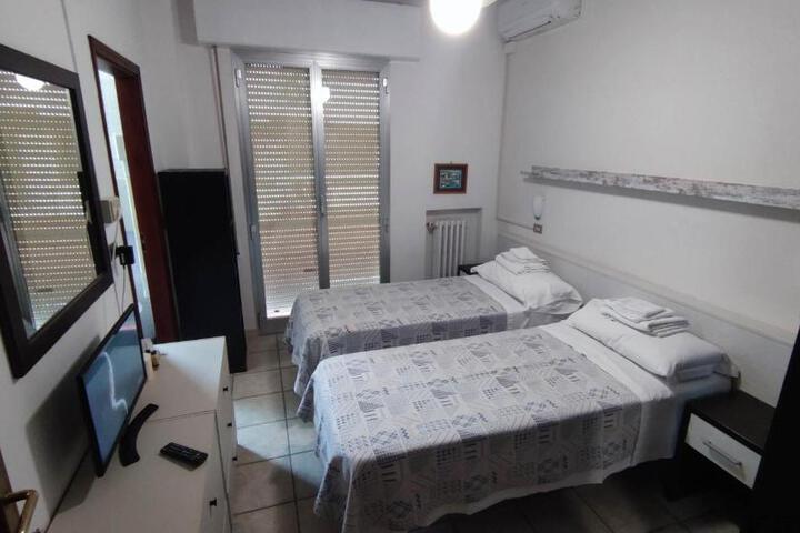 Standard Suite