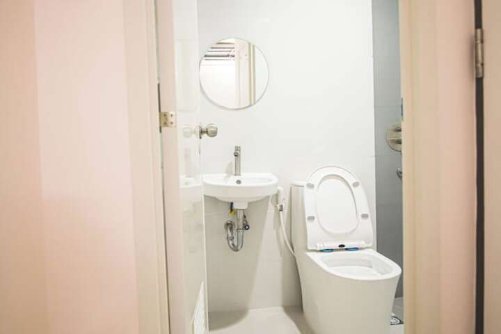 Room 34 of 53