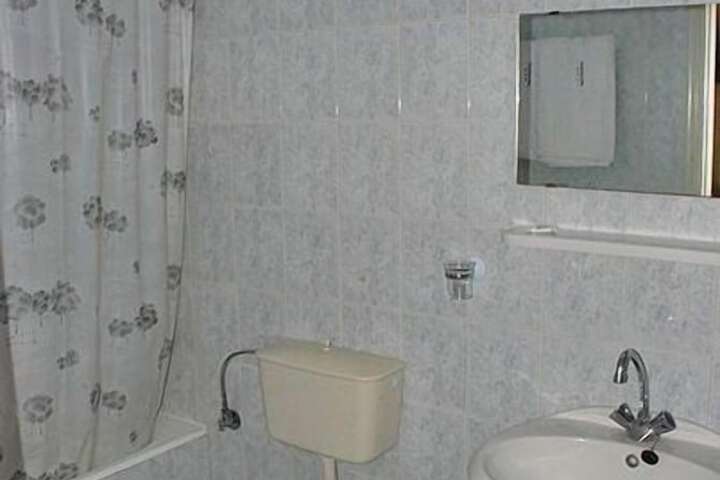 Room 20 of 53
