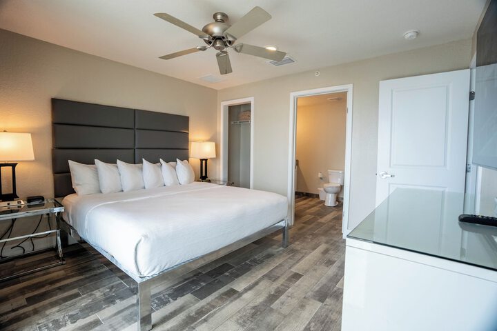 Room 8 of 54