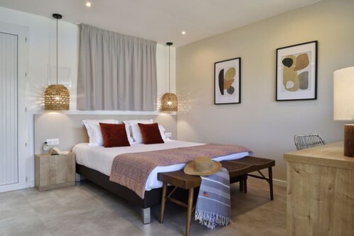 Room 14 of 60