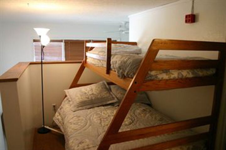 Room 7 of 20