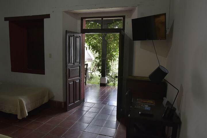 Room 21 of 47