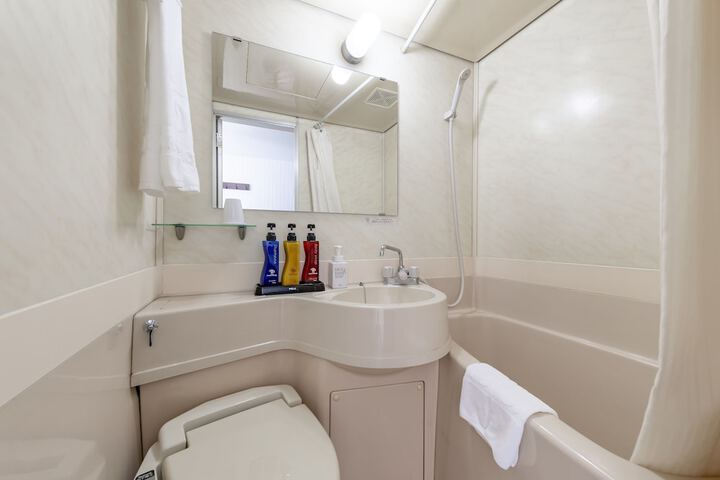 Clean Restrooms