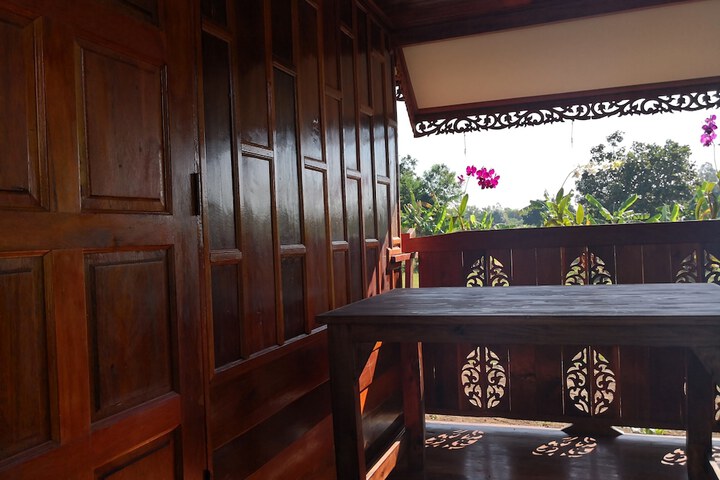 Room 42 of 154
