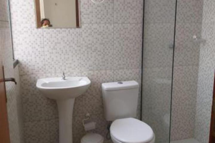 Room 2 of 2