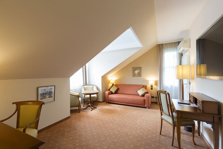 Room 21 of 59