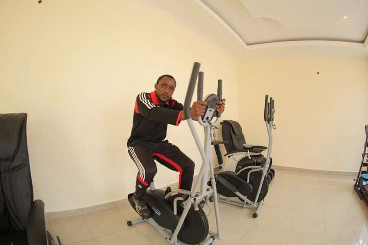 Health and Fitness 20 of 31