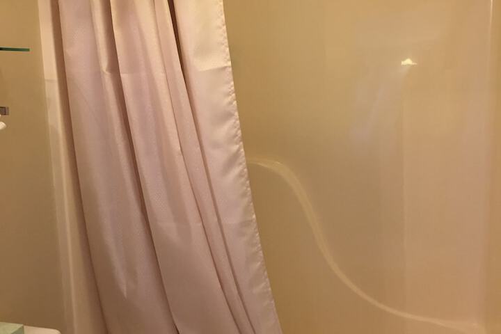 Room 118 of 168