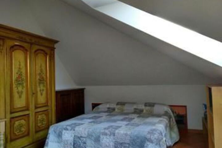 Room 8 of 20