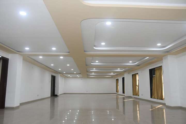 Ballroom/Hall 19 of 47