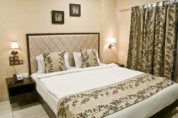 Room 13 of 71