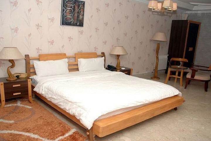 Room 3 of 31