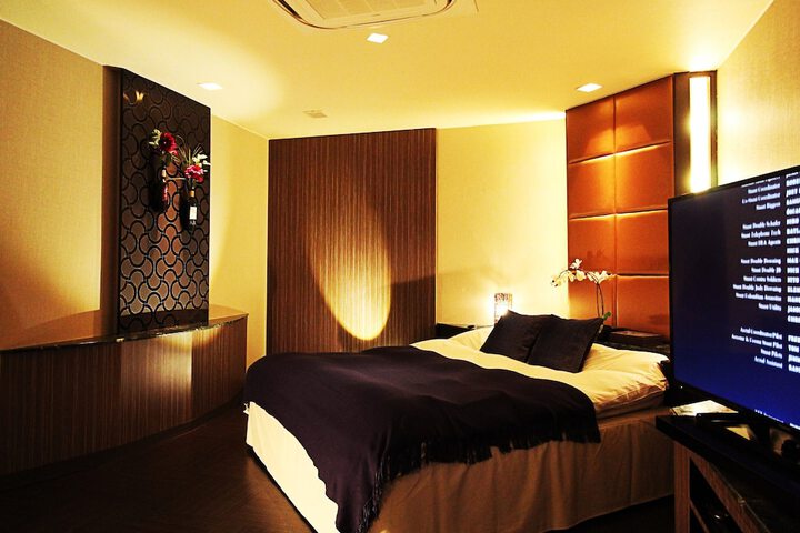 Room 11 of 51