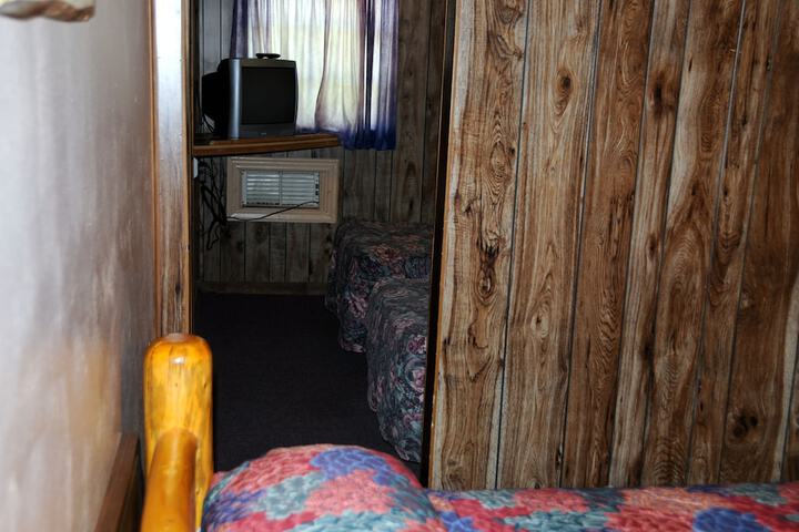 Room 13 of 44