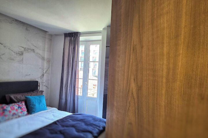 Room 75 of 118