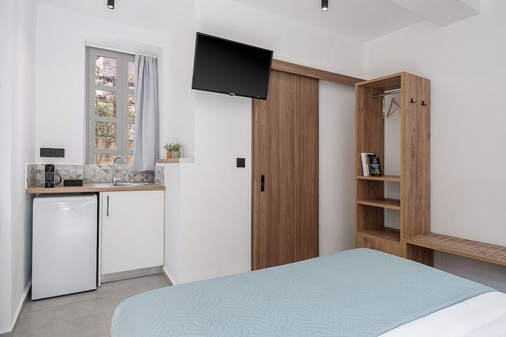 Room 16 of 51
