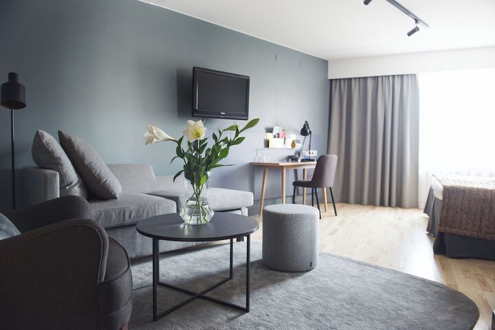 Room 16 of 35