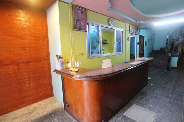 Room 3 of 47