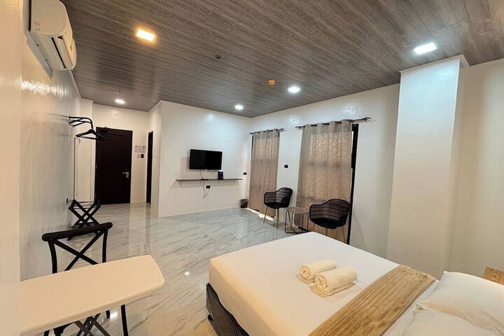 Room 15 of 96