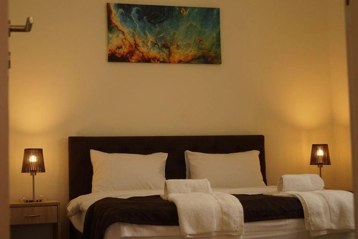 Room 4 of 22