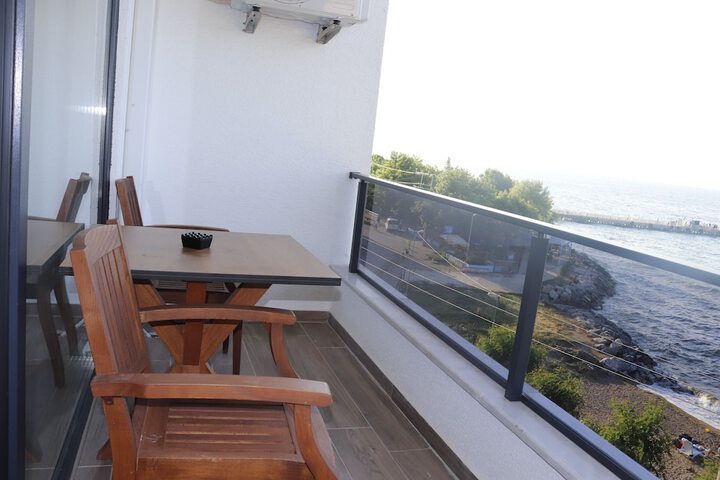 Room 18 of 26