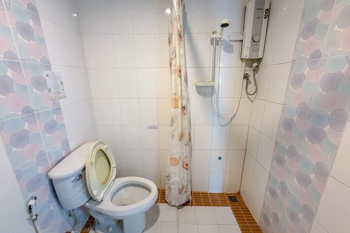 Room 42 of 45