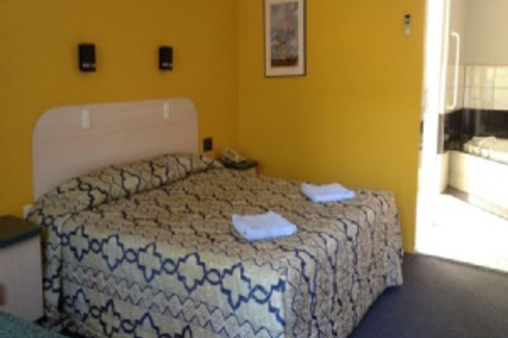 Room 45 of 144