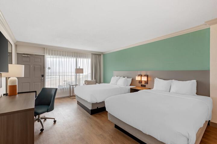 Room 34 of 55