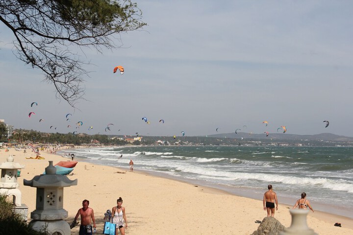 Beach 83 of 127