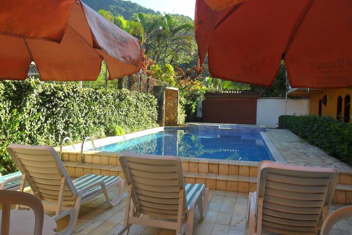 Hotel Pool