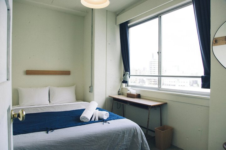Room 18 of 49