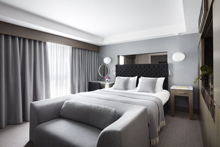 Room 15 of 140