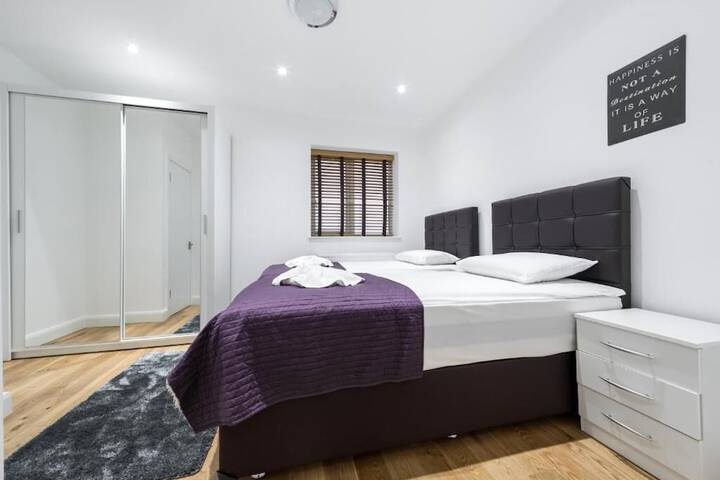 Room 20 of 48