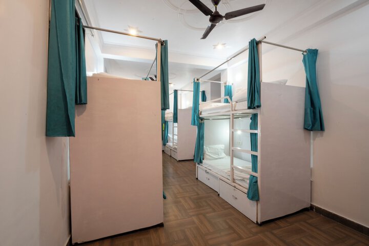 Room 20 of 37