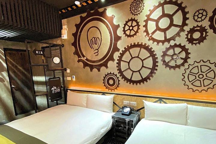 Room 55 of 89