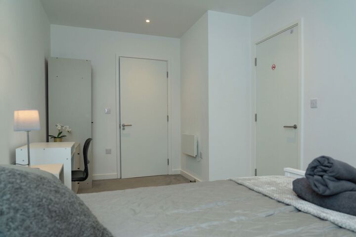 Room 34 of 36